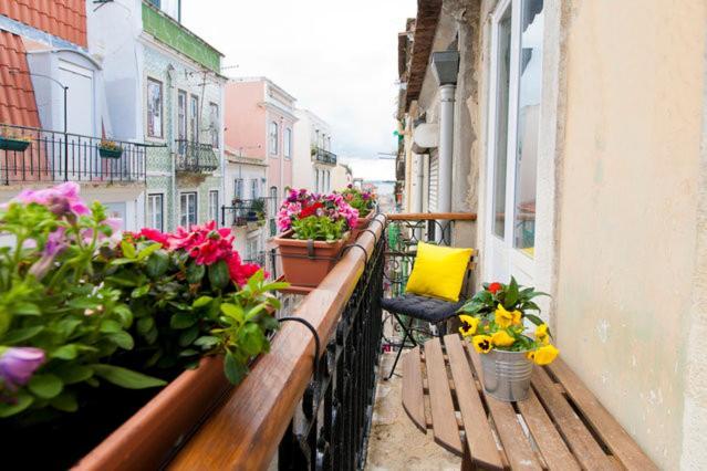 Sant'ana Mouraria 2br Lisbon